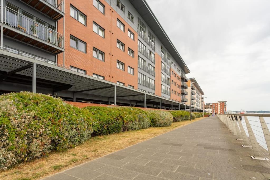 Lux Waterfront 2 Bed Apt, V&A 10Min Walk, St Andrew'S Golf 25Min Drive Dundee Extérieur photo